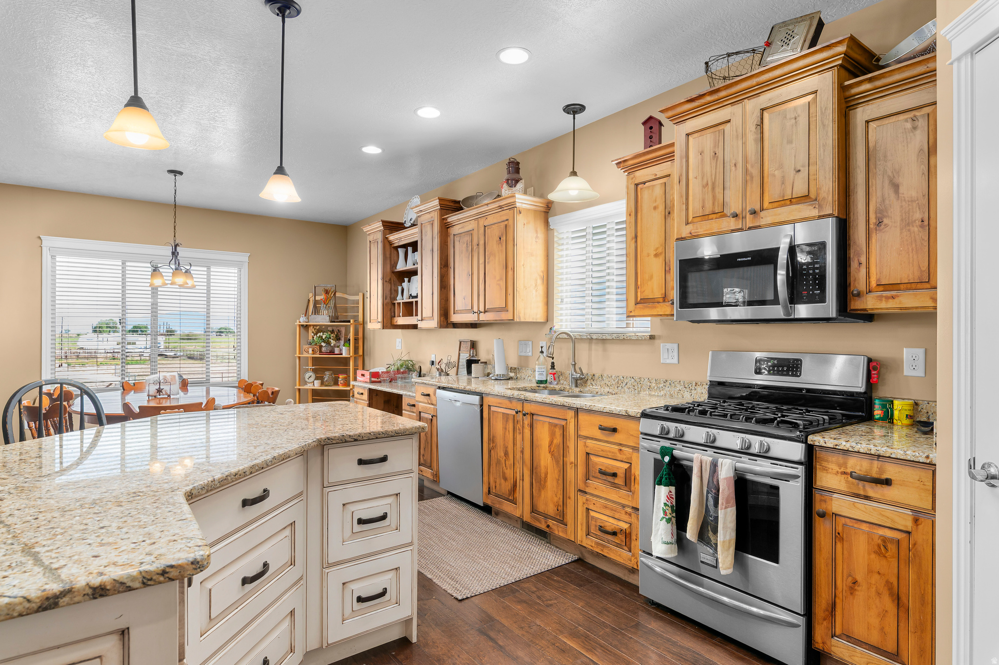 FREMONT 2 - Residential