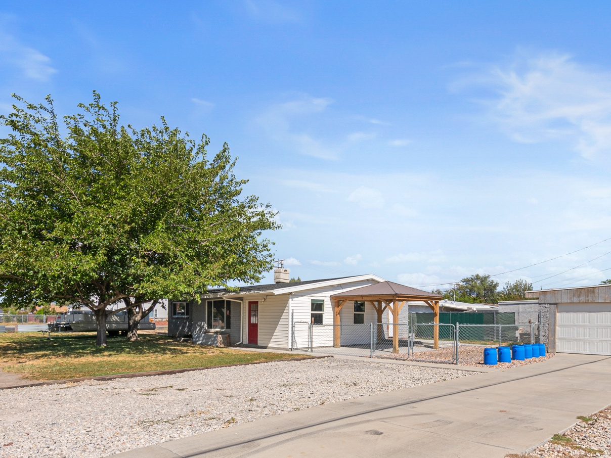 HILLSDALE SUB - Residential