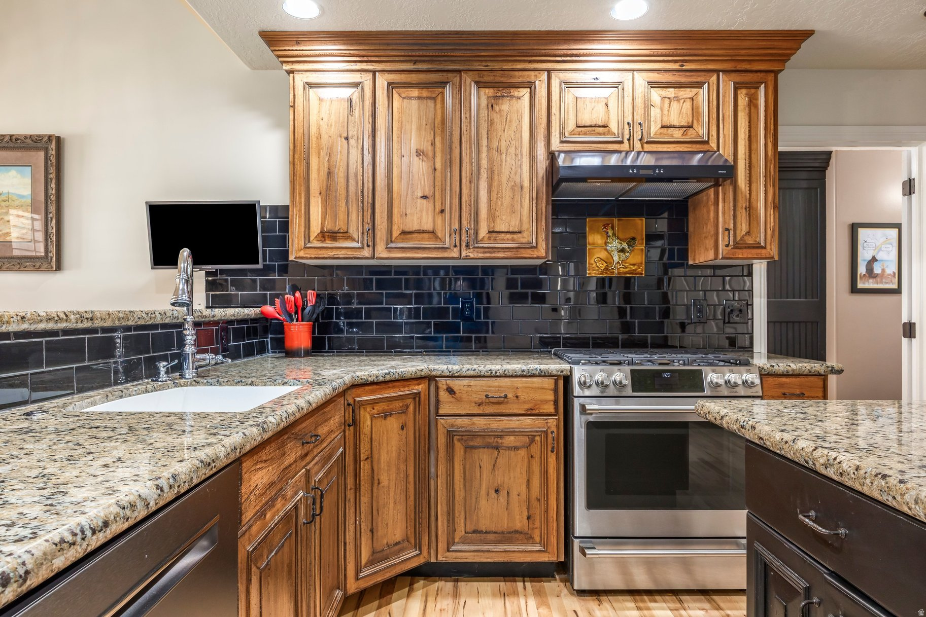 DRAPERVILLE - Residential