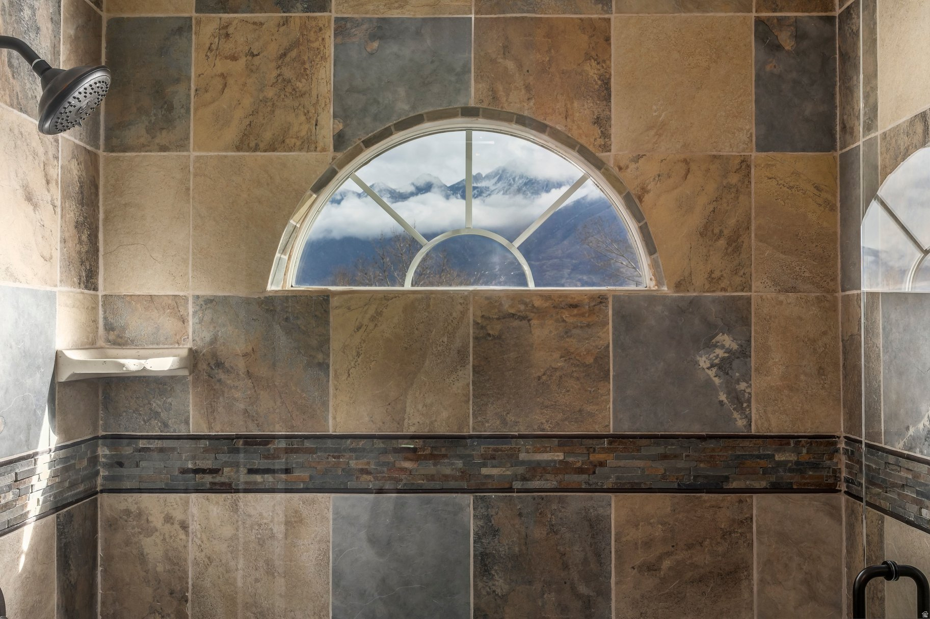 DRAPERVILLE - Residential