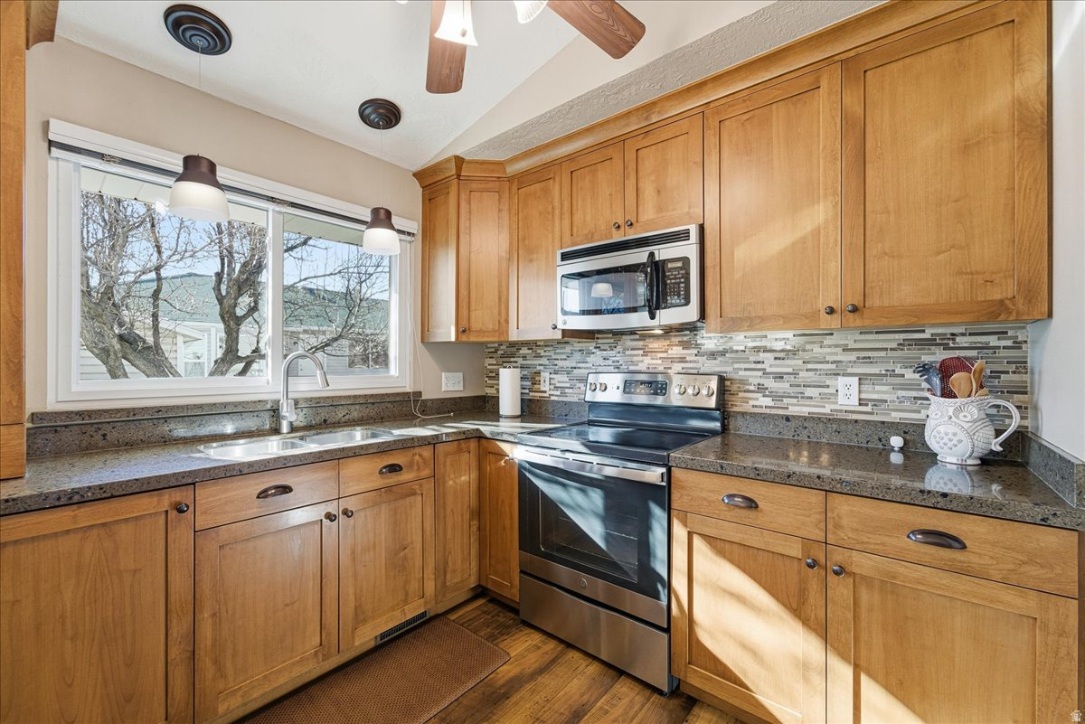 BENNION PINES PH 1 - Residential