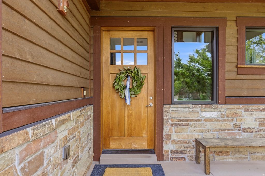 Photo of 1639 E ABAJO PEAK CIR, Heber City, UT 84032 (MLS # 2165991)