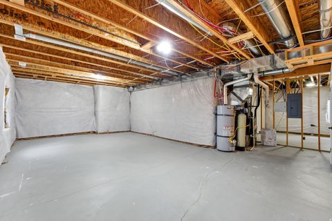 Tiny photo for 1336 E MAPLE WAY, Layton, UT 84040 (MLS # 2125620)