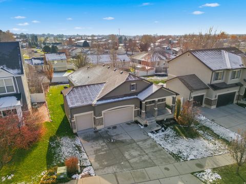 Tiny photo for 1336 E MAPLE WAY, Layton, UT 84040 (MLS # 2125620)