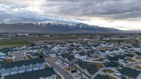 Tiny photo for 915 W 910 N #2, Tremonton, UT 84337 (MLS # 2143420)