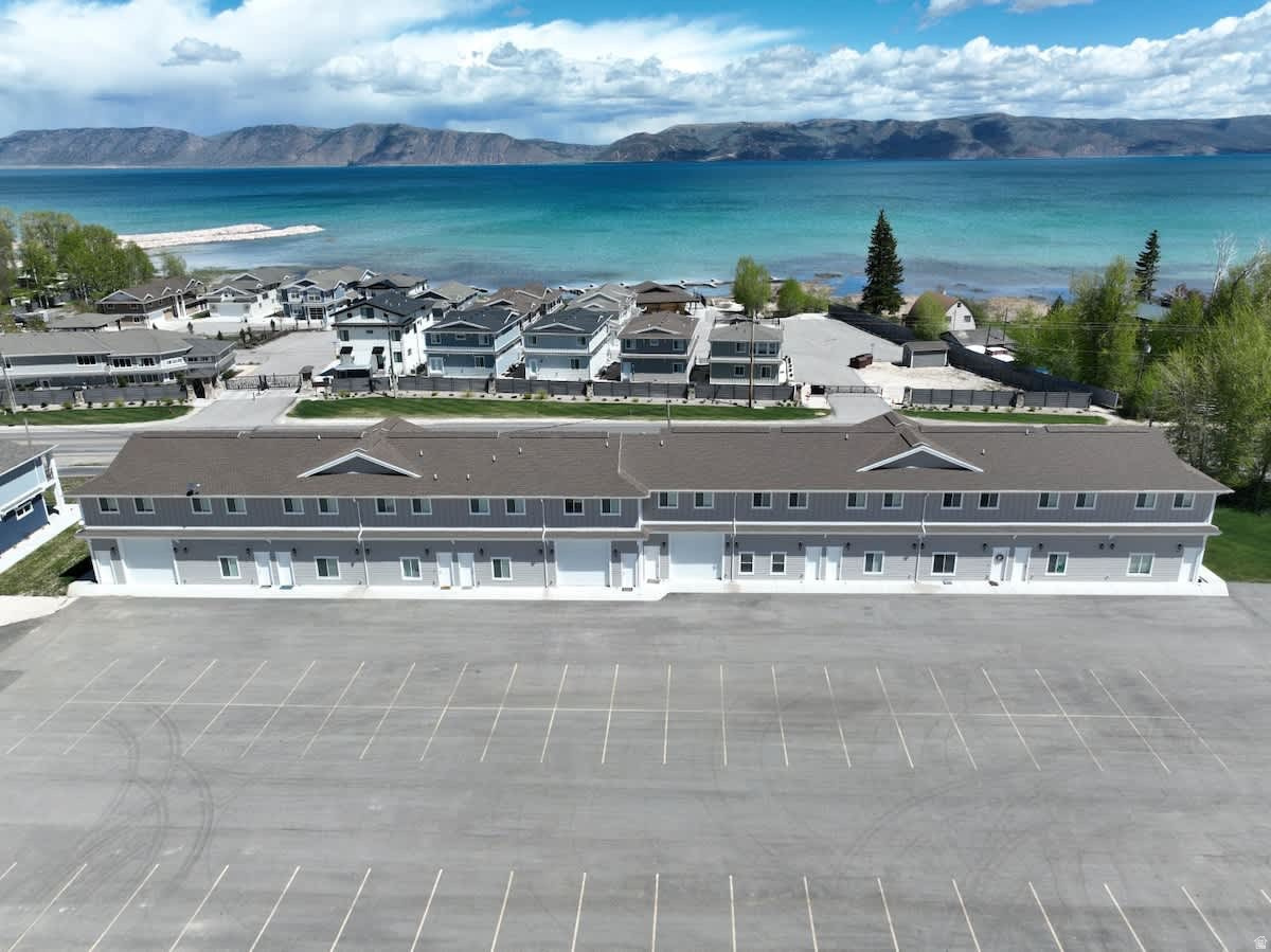 LEGACY BEACH - Residential