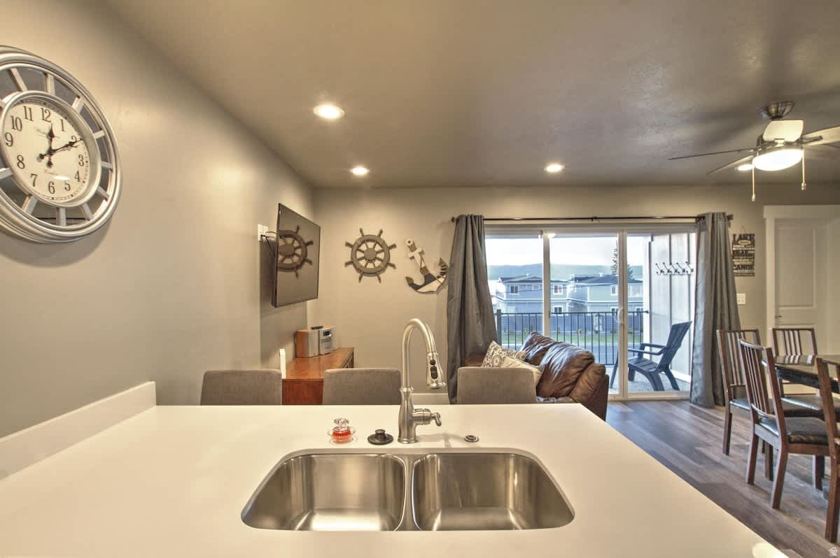 LEGACY BEACH - Residential