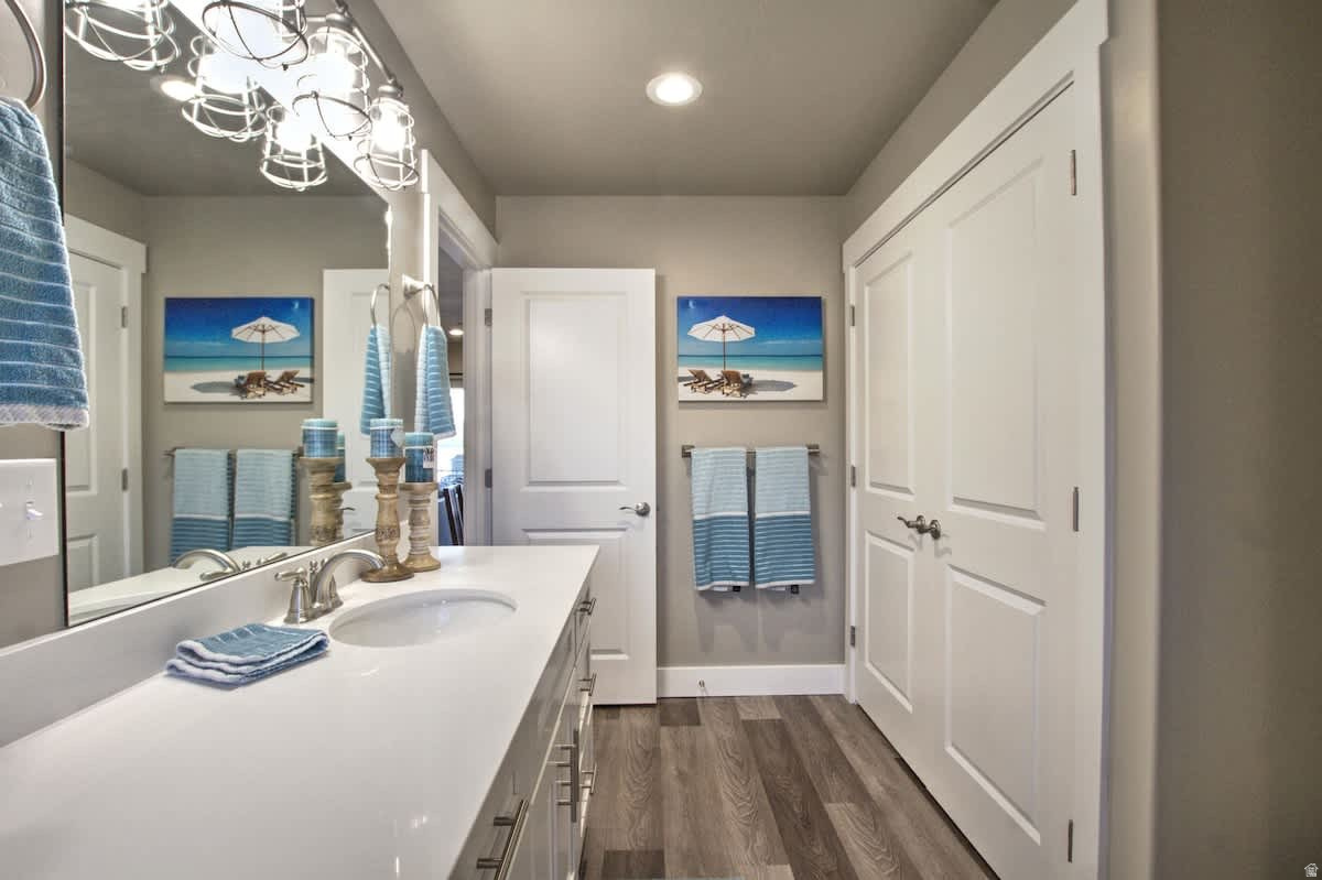 LEGACY BEACH - Residential