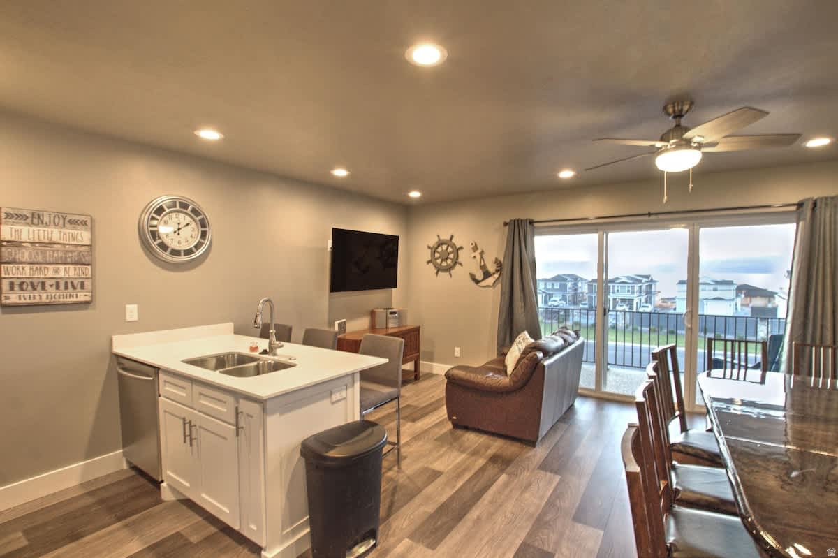 LEGACY BEACH - Residential