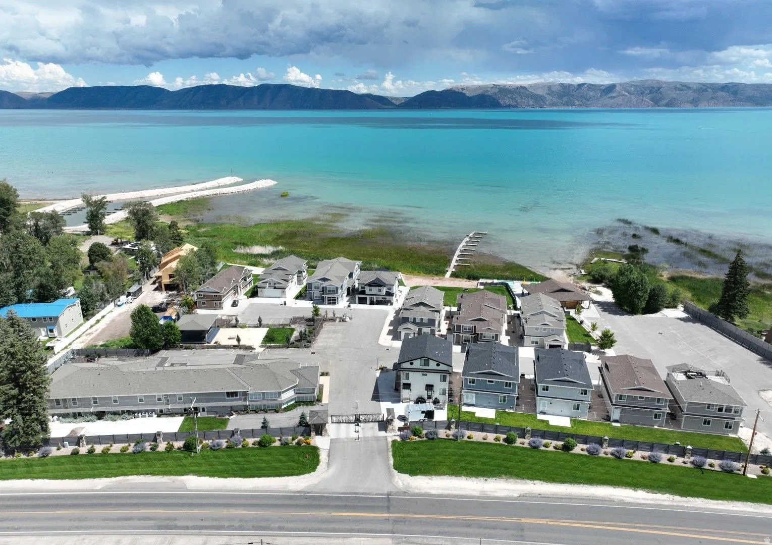 LEGACY BEACH - Residential