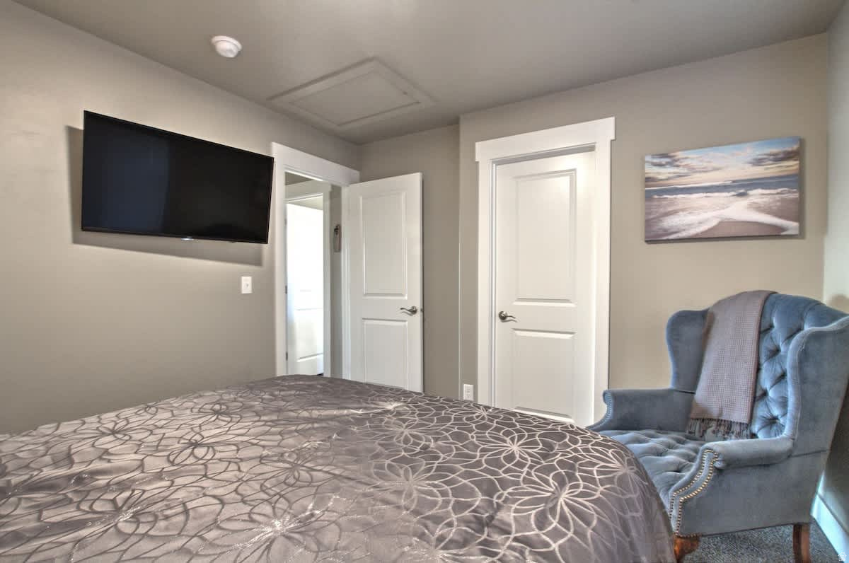 LEGACY BEACH - Residential