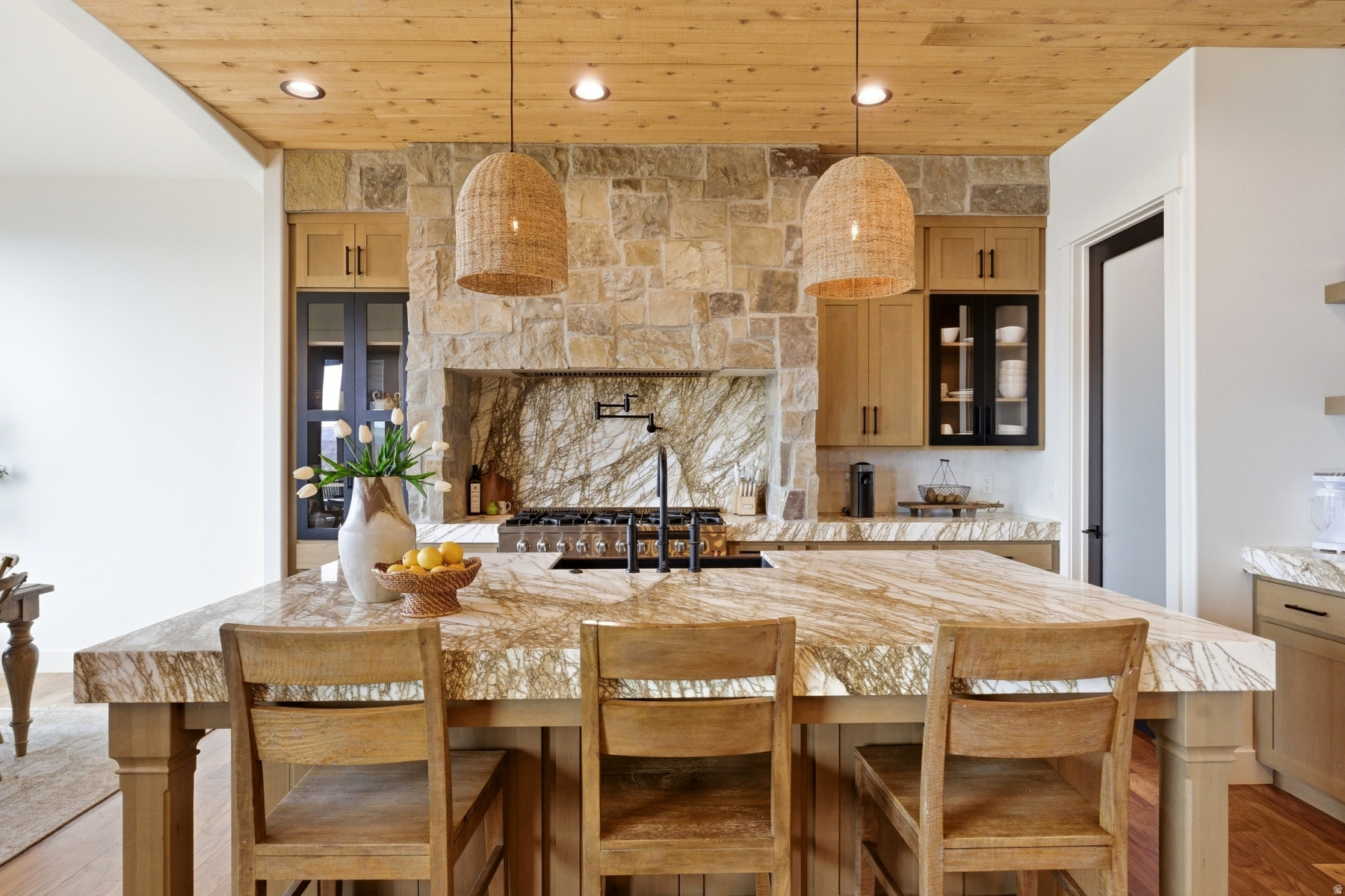 DEER MOUNTAIN RESORT - Residential