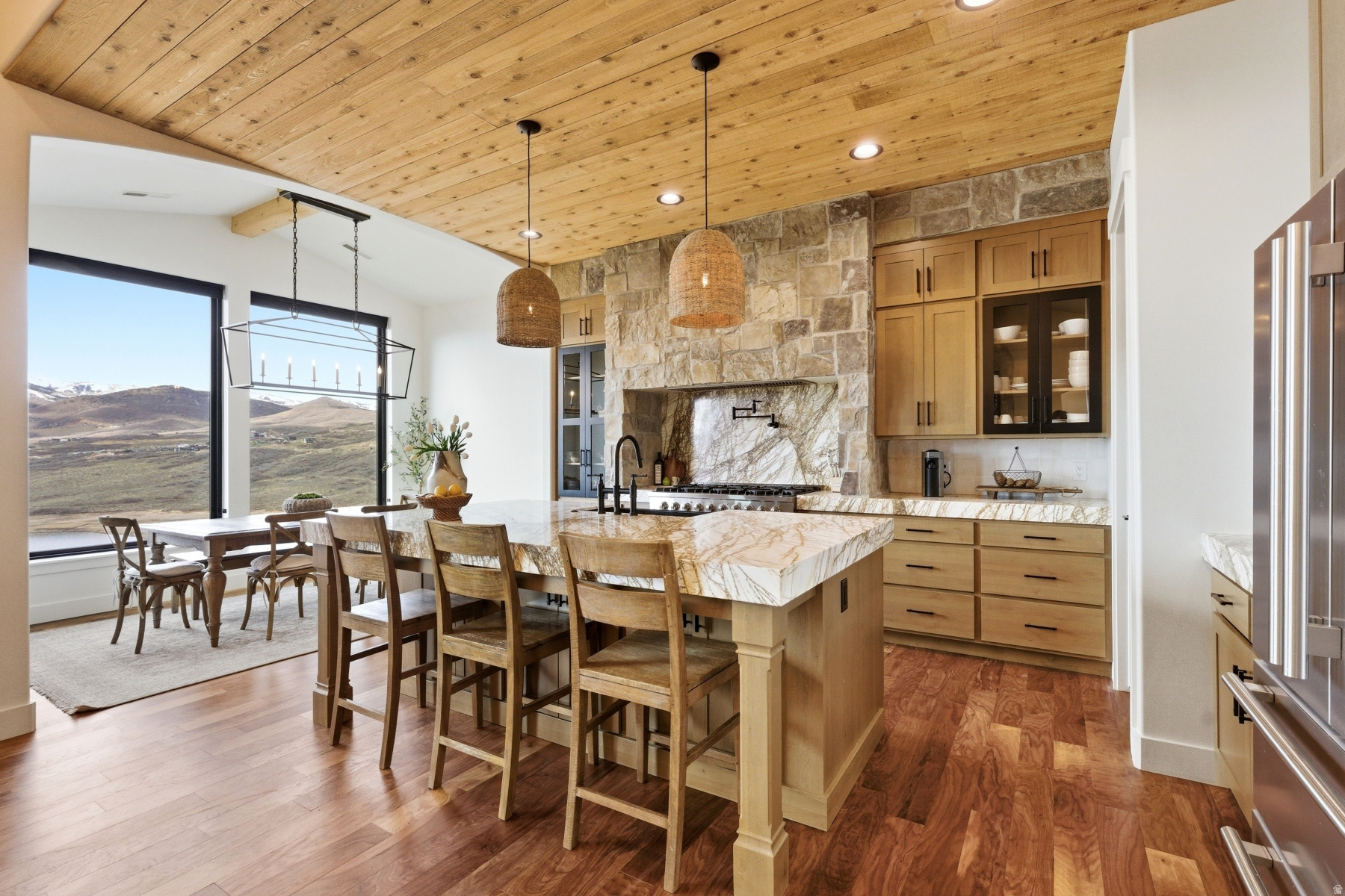 DEER MOUNTAIN RESORT - Residential