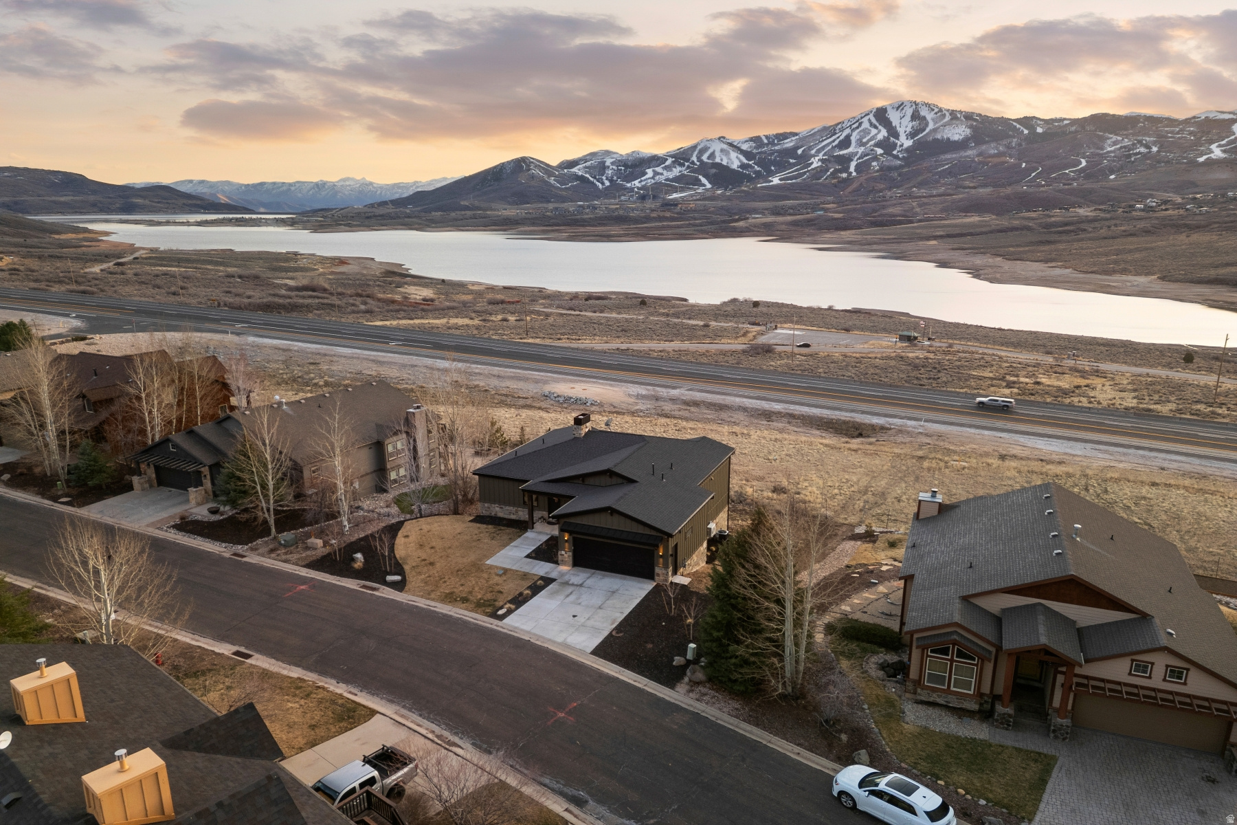 DEER MOUNTAIN RESORT - Residential