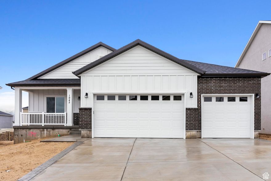 The "Morgan" Great use of floor plan. Stunning views of the mountains and valley at the Oakridge Cove community. Upgrade to Grindstone Estate Marshall $755k.  $10K in closing costs with the builder's preferred lender! Rates are subject to change, and subject to loan approval. Call/text a Salisbury agent today for more info about this or any other model that we can build you at this one-of-a-kind Spanish Fork community! Buyer to verify all info