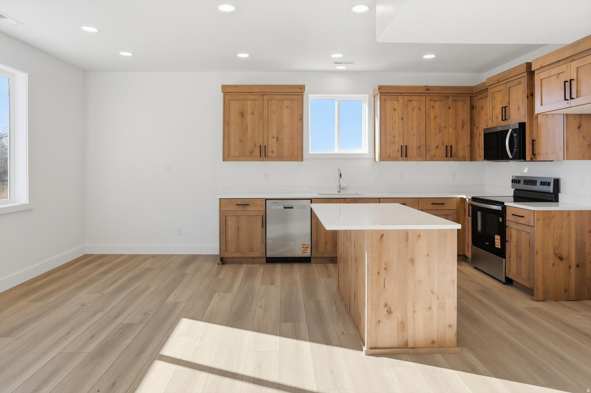 SPRING CREEK - Residential