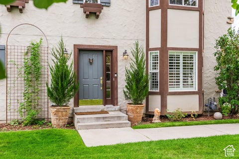 Tiny photo for 143 GENEVA DR, Midway, UT 84049 (MLS # 2192050)
