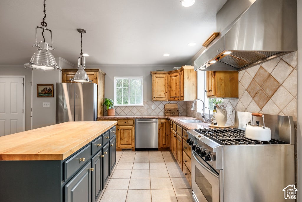 Photo of 143 GENEVA DR, Midway, UT 84049 (MLS # 2192050)