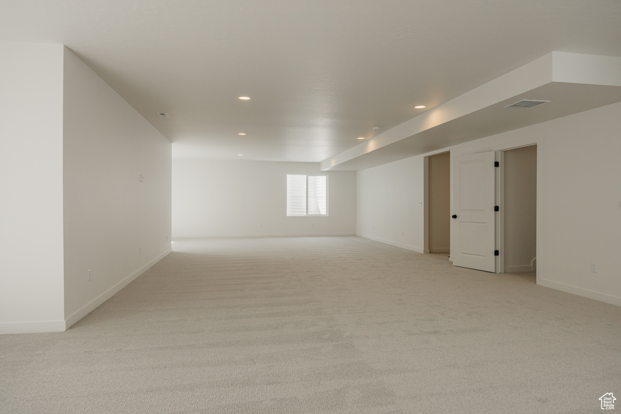WILLOW ESTATES - Residential