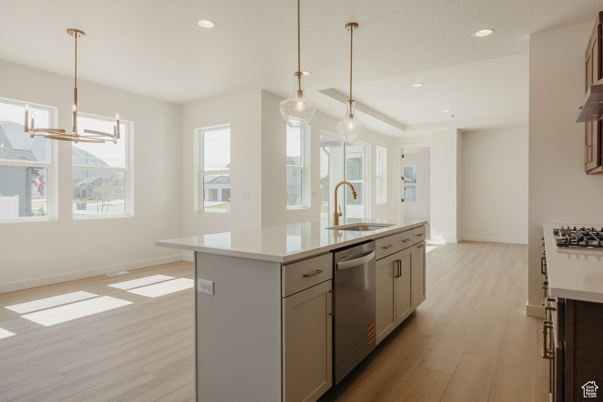 WILLOW ESTATES - Residential