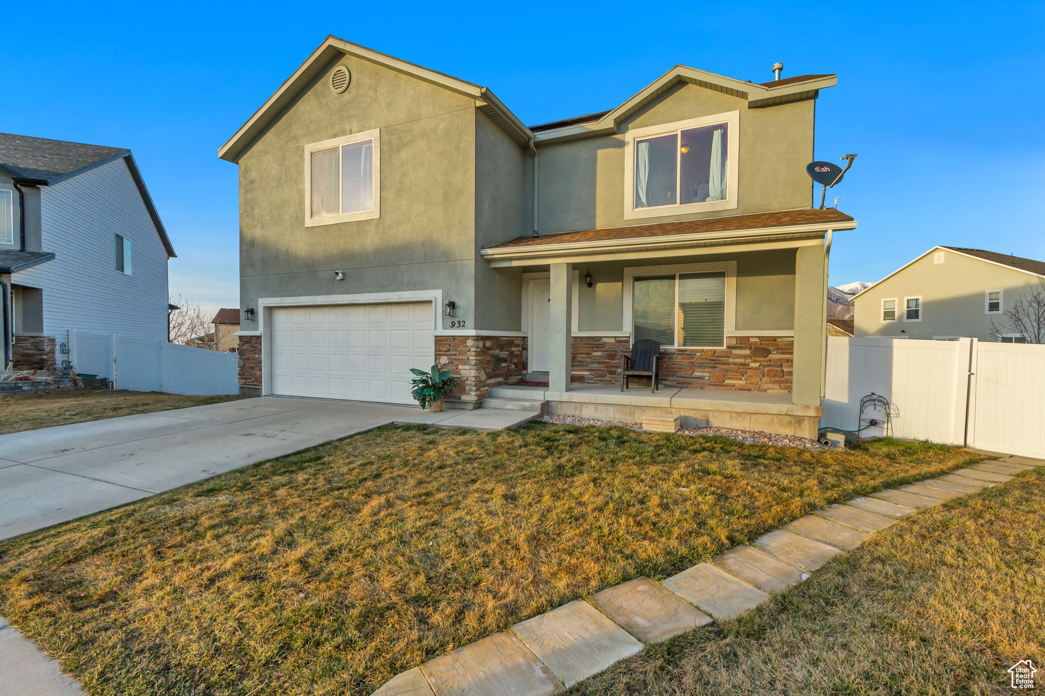 932 Jasper Cir, Tooele, Utah image 2