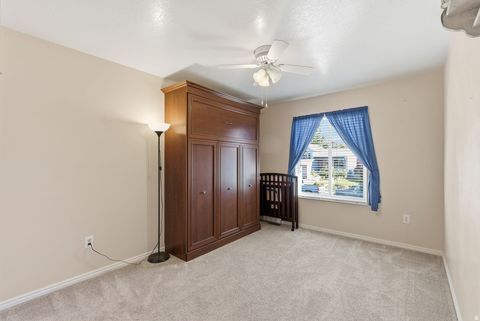 Tiny photo for 424 W CREEKSIDE LN, Kaysville, UT 84037 (MLS # 2120684)