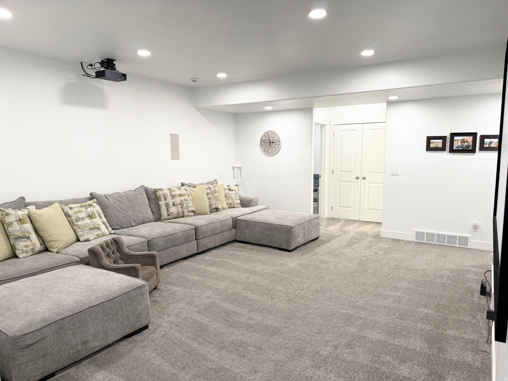 OLD SORREL RANCH - Residential