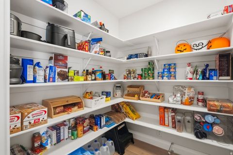 Tiny photo for 3233 W 2500 N, Clinton, UT 84015 (MLS # 2147073)