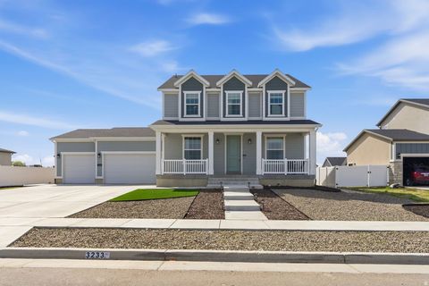 Tiny photo for 3233 W 2500 N, Clinton, UT 84015 (MLS # 2147073)
