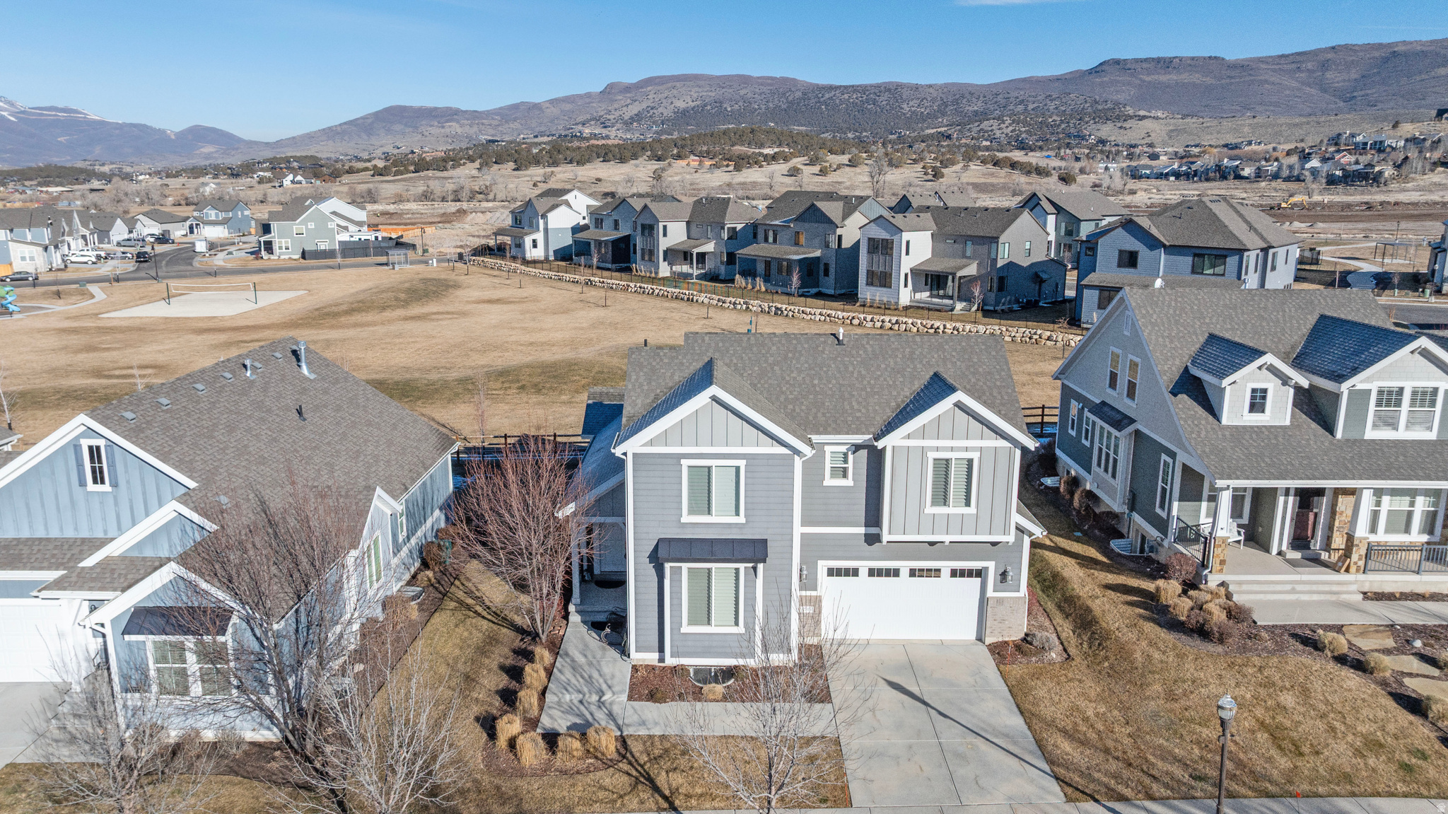 CROSSINGS AT LAKE CR - Residential