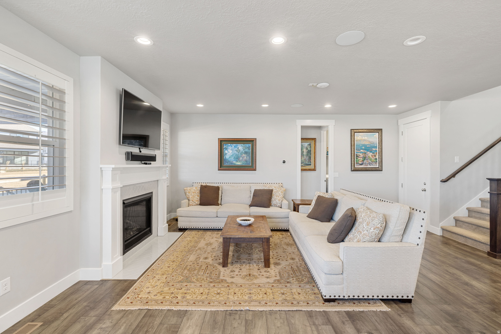 CROSSINGS AT LAKE CR - Residential