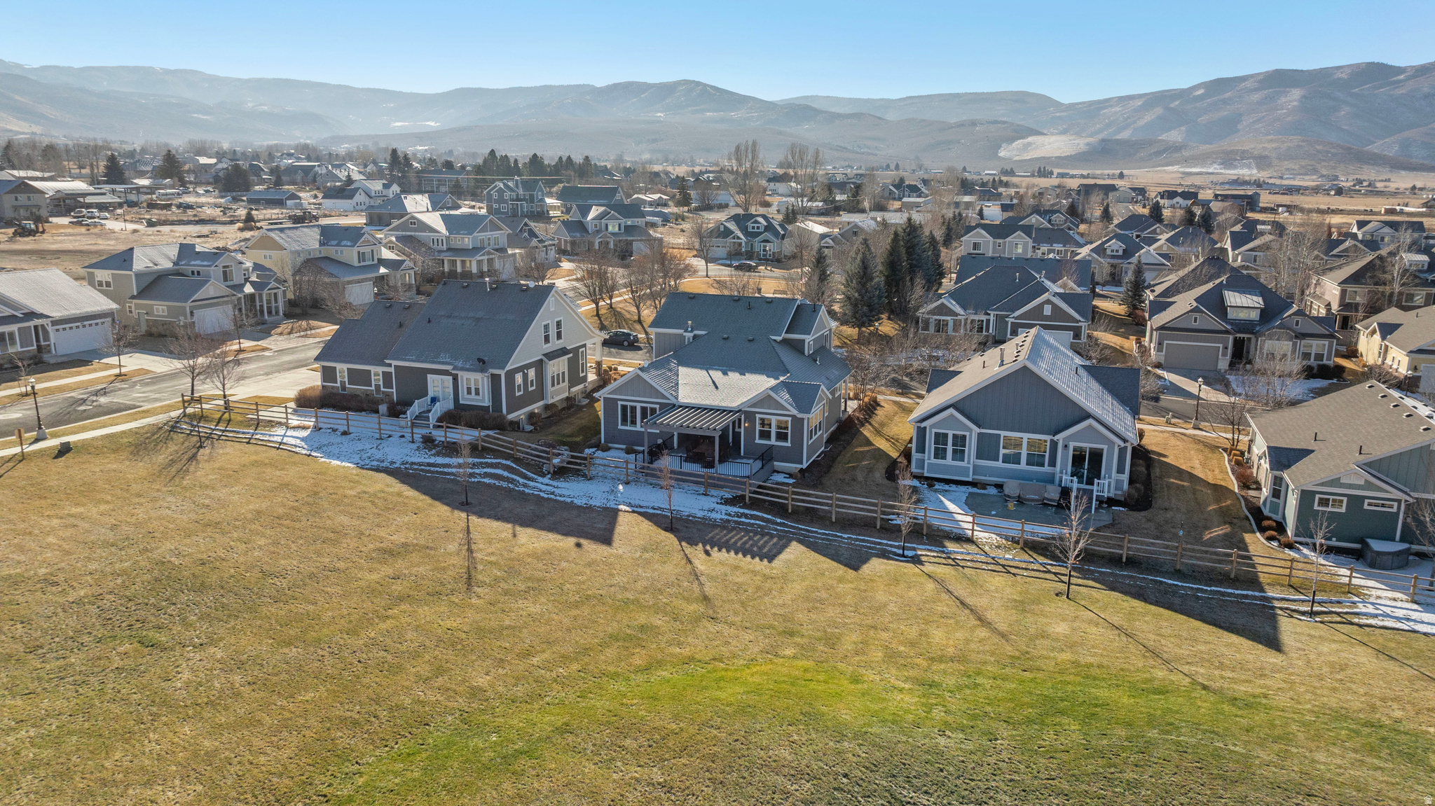 CROSSINGS AT LAKE CR - Residential