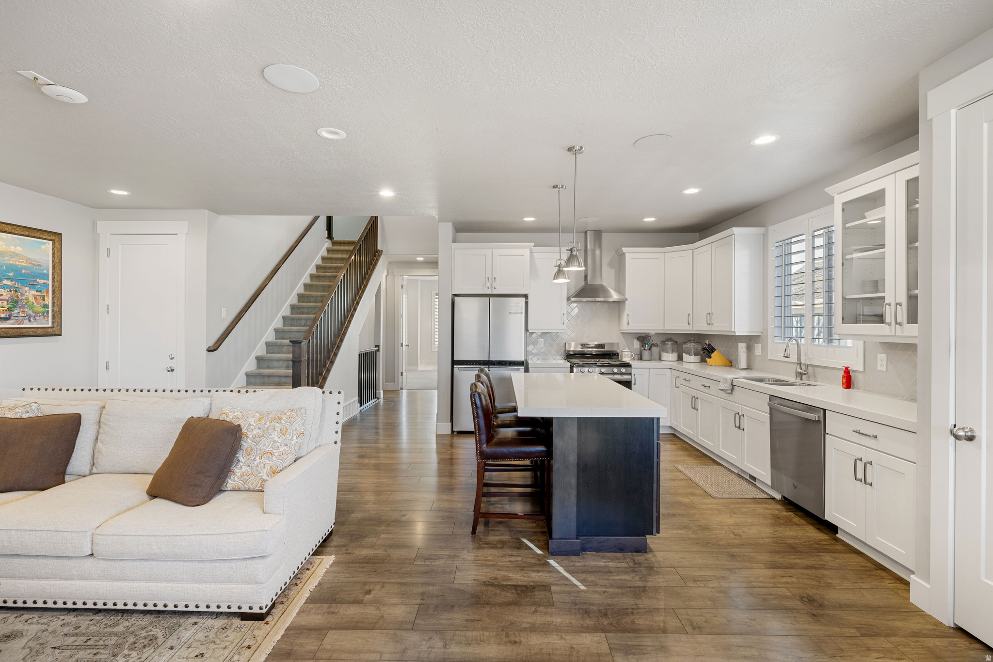 CROSSINGS AT LAKE CR - Residential