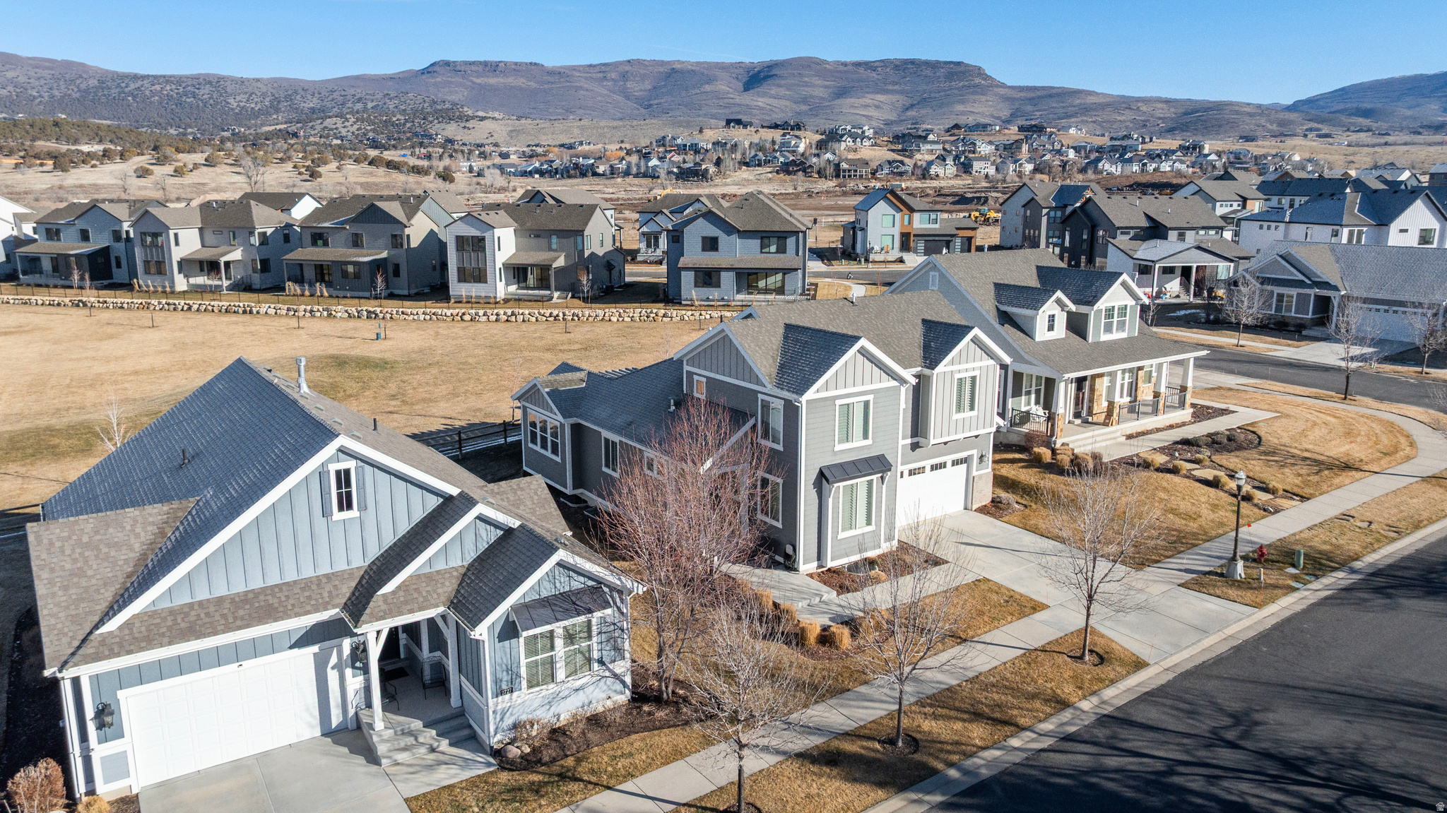 CROSSINGS AT LAKE CR - Residential