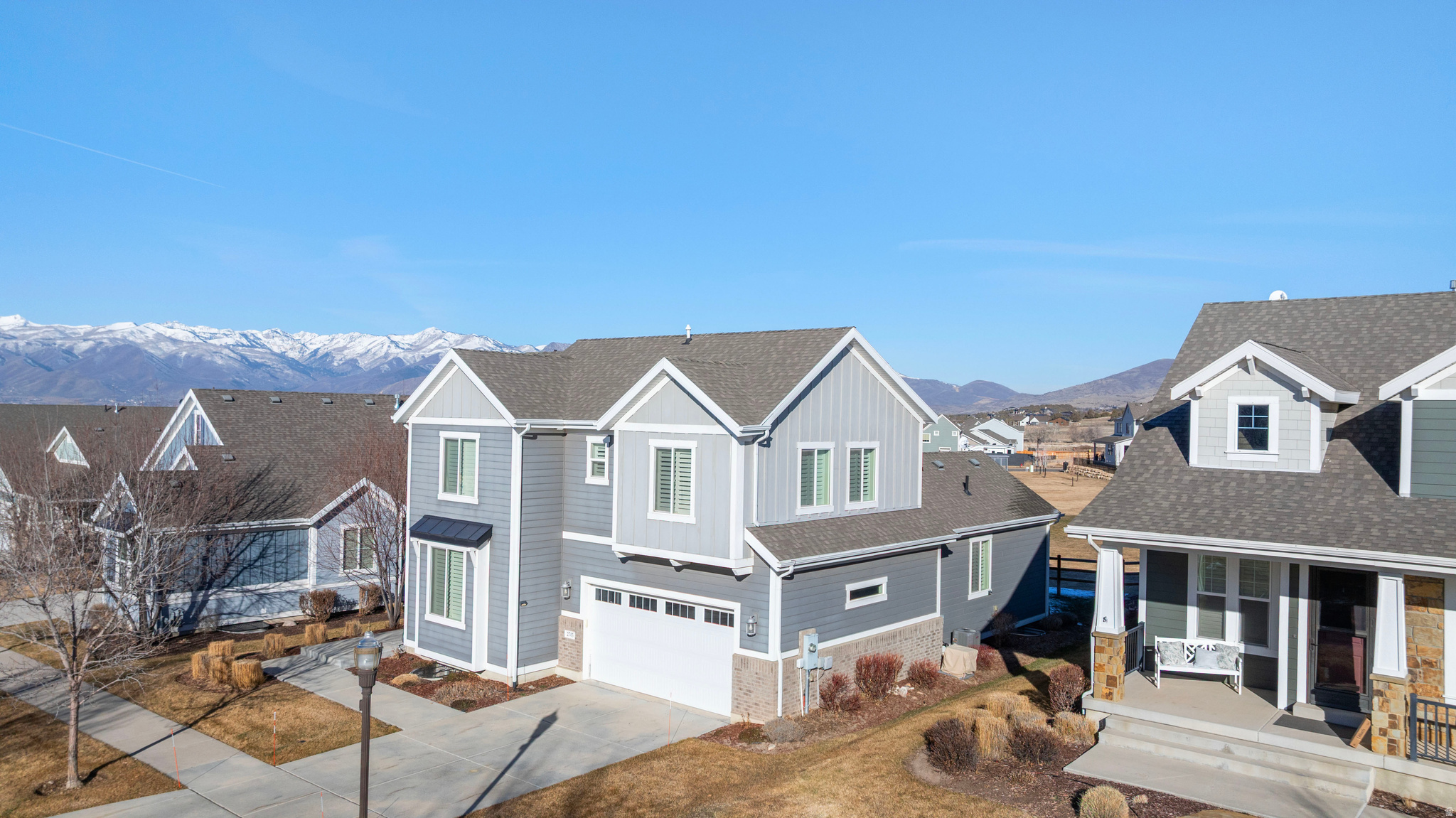 CROSSINGS AT LAKE CR - Residential