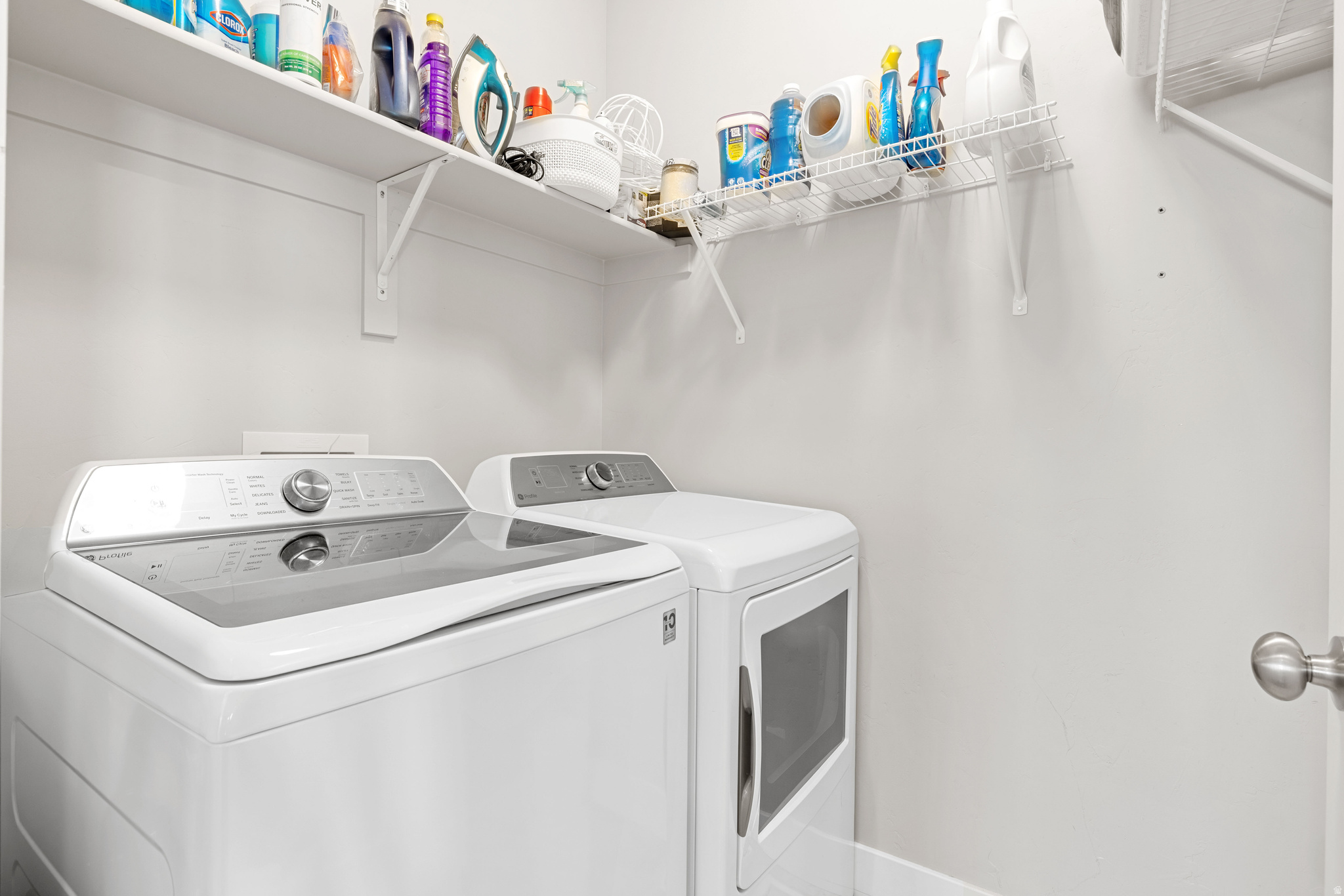 CROSSINGS AT LAKE CR - Residential