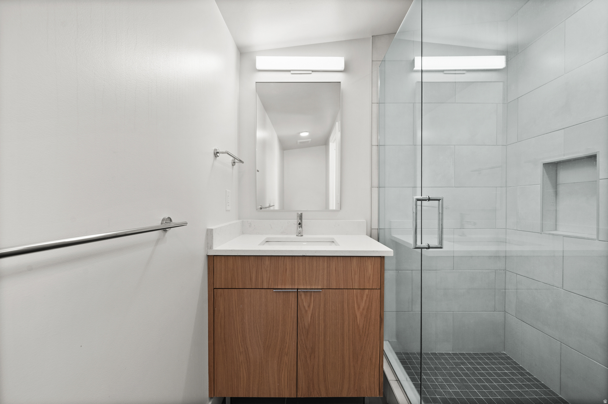 PLAT B - Residential Lease