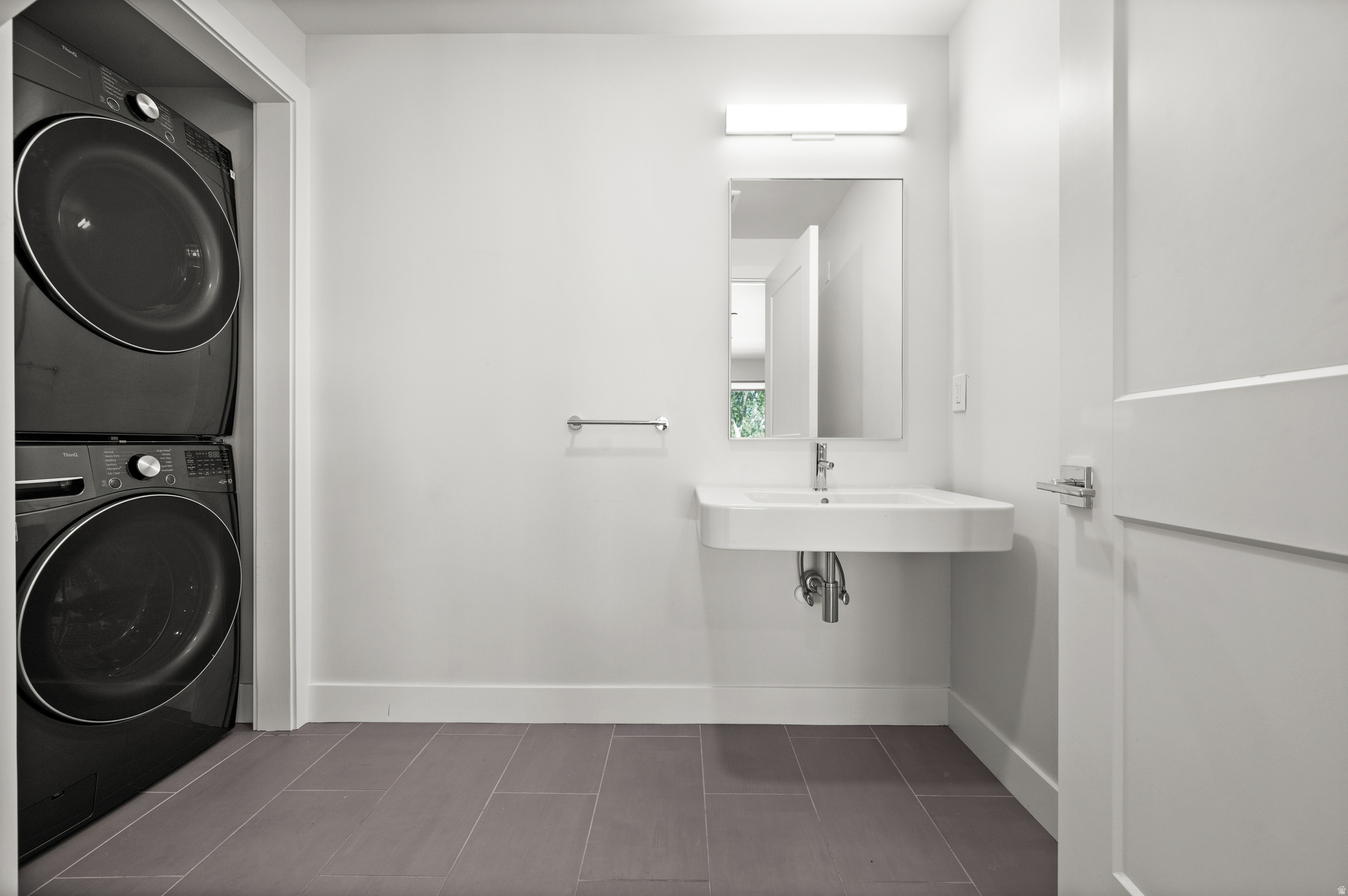 PLAT B - Residential Lease