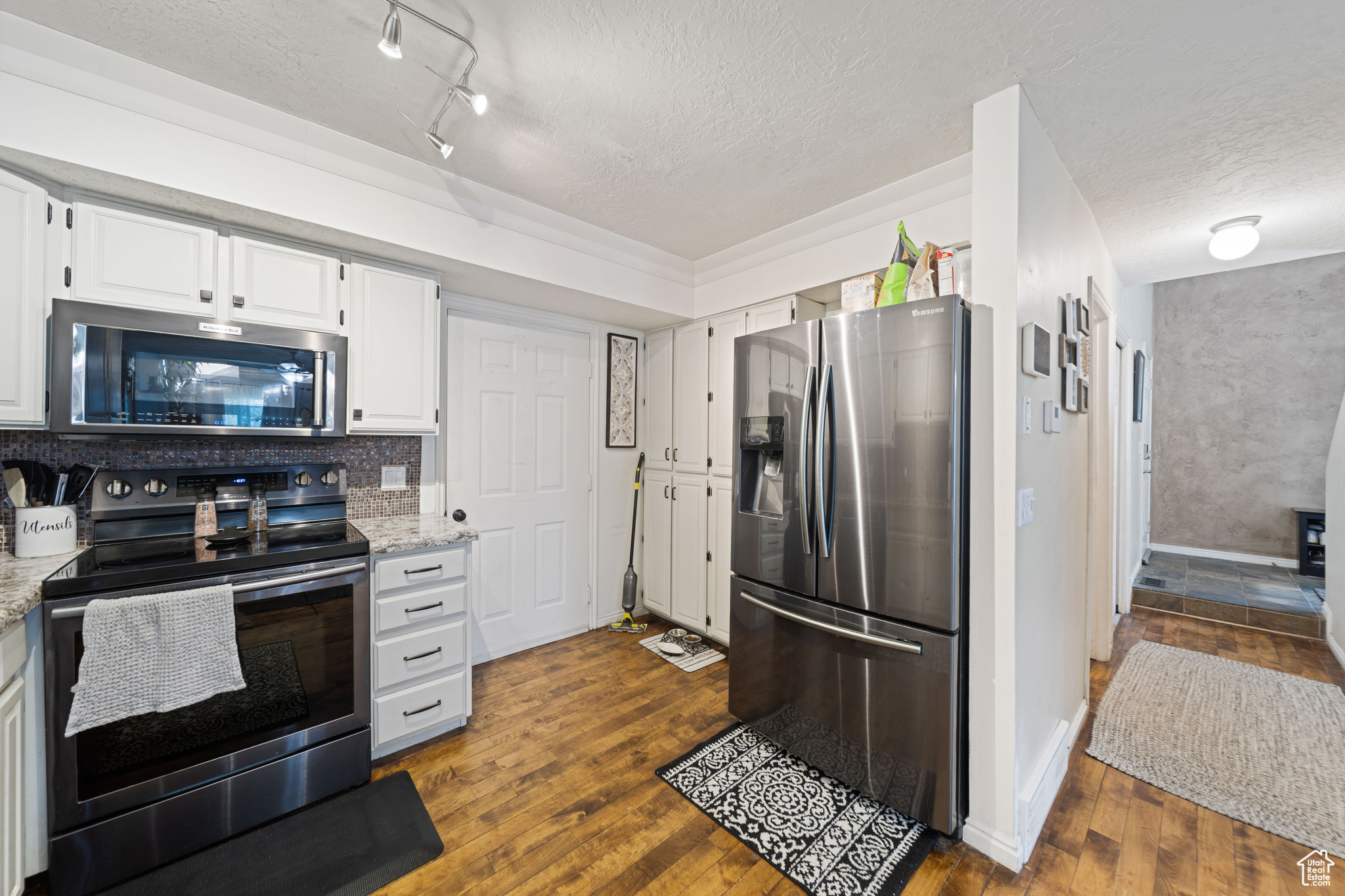 444 E Acoma Rd, Midvale, Utah image 9