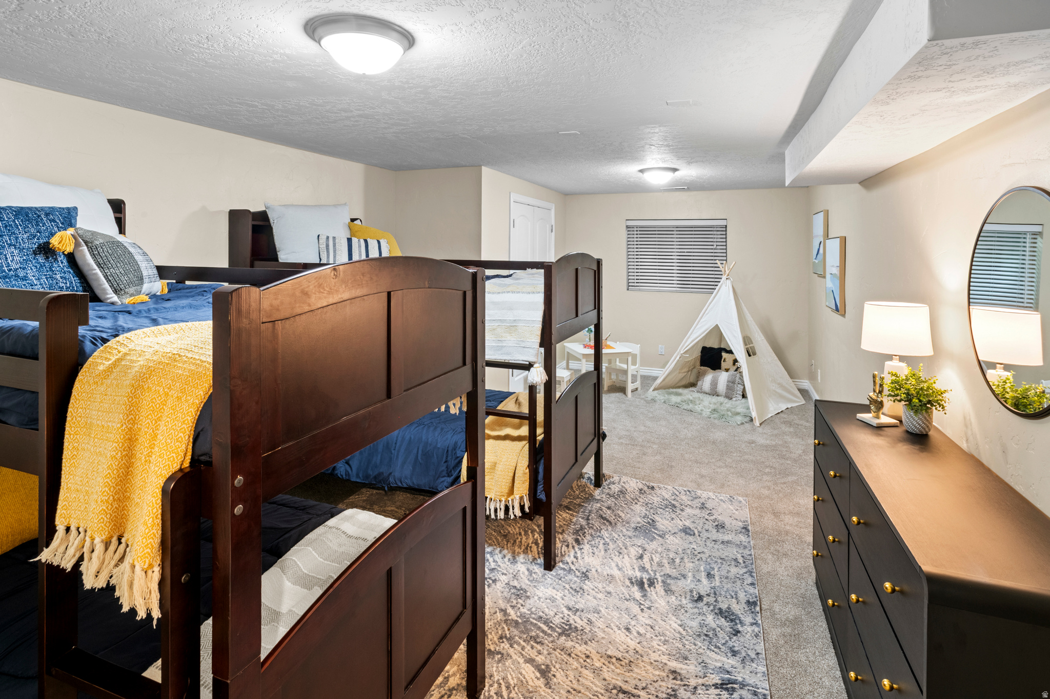 RAINTREE VILLAGE - Residential