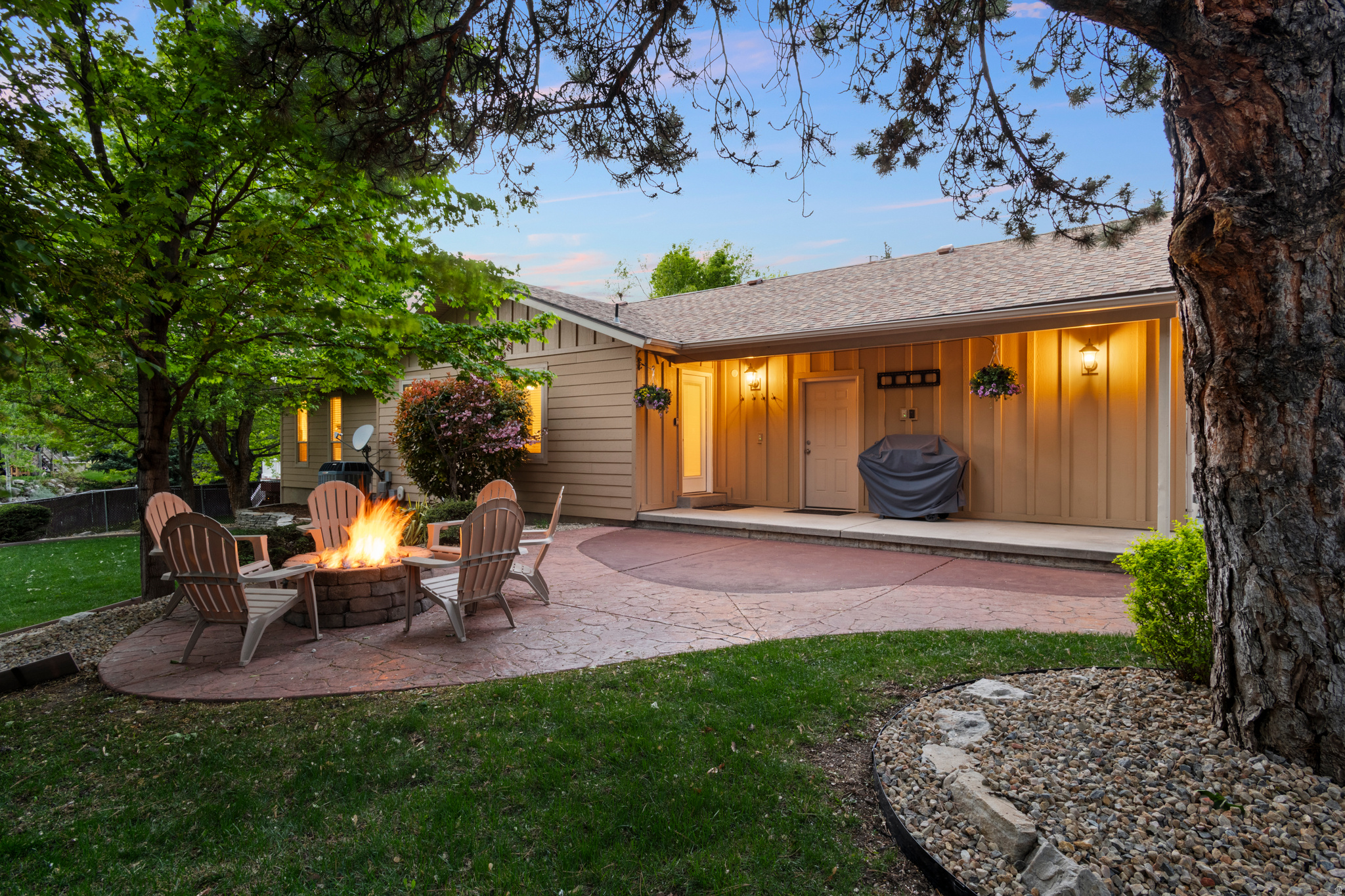 RAINTREE VILLAGE - Residential