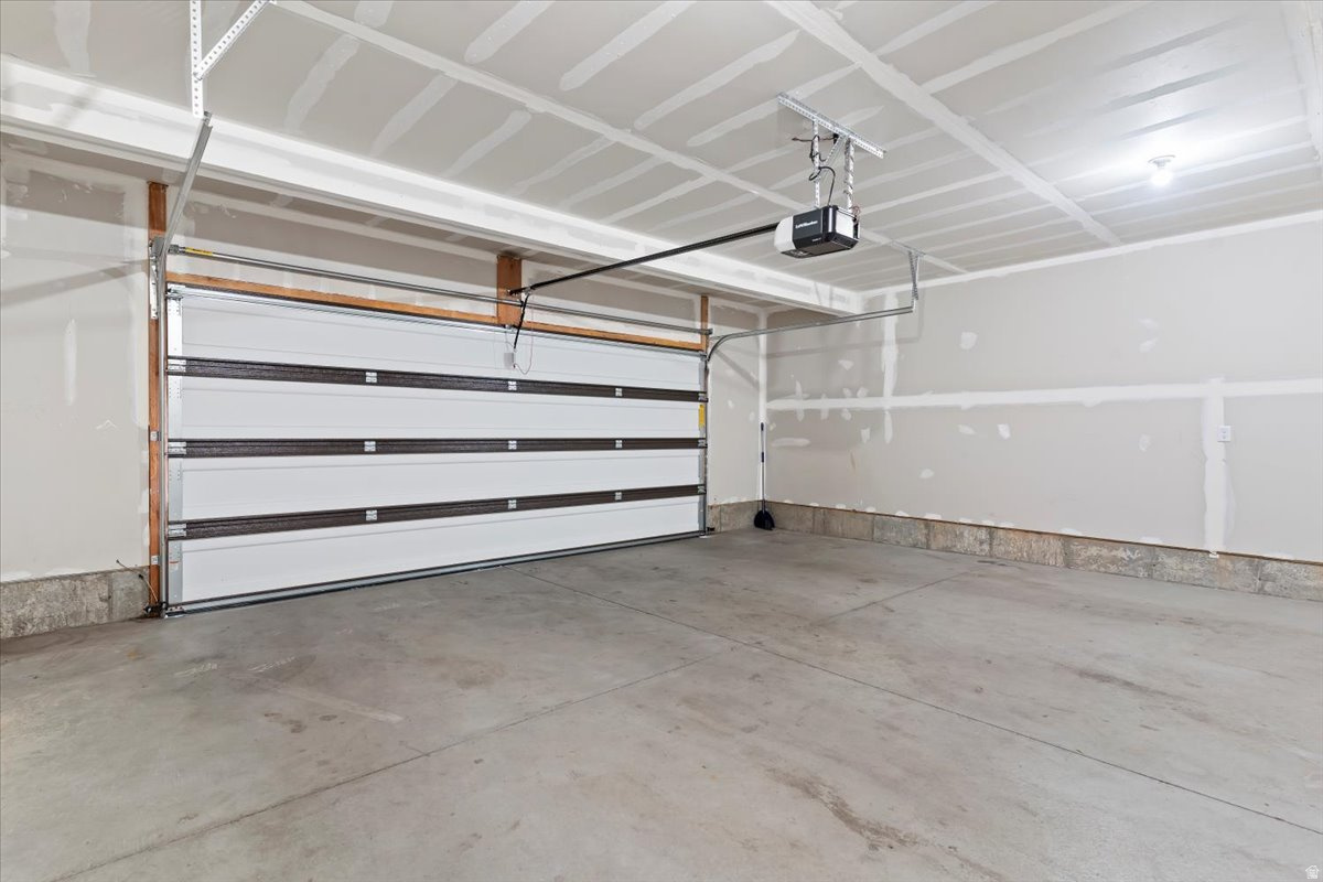 NORTH LOGAN VILLAGE - Residential