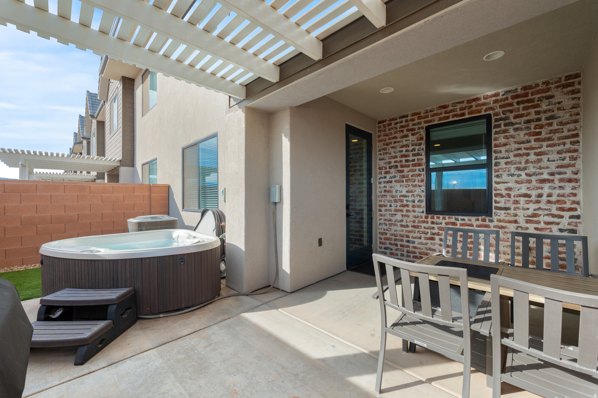 HERITAGE POINTE PH 1 - Residential