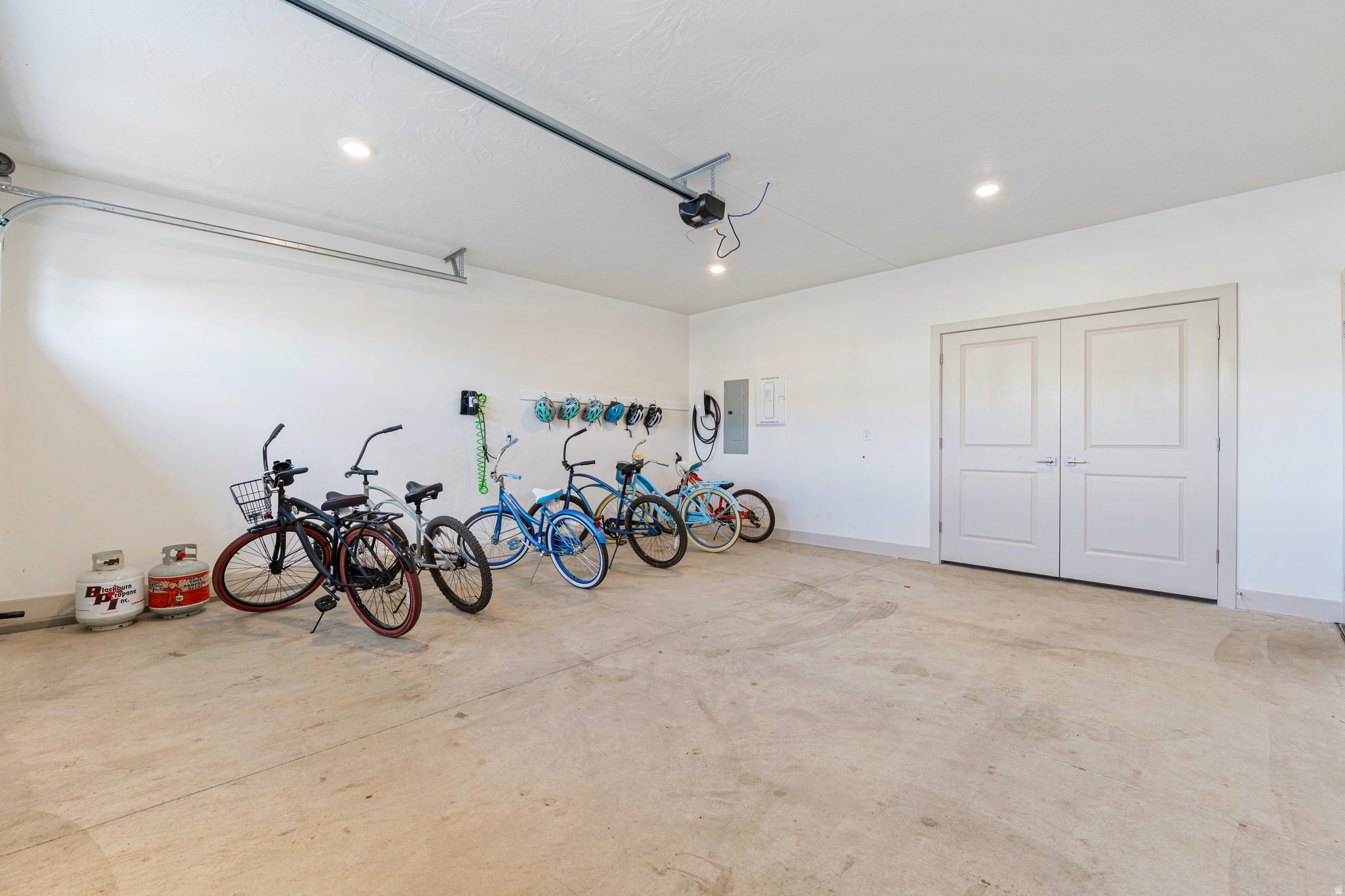 HERITAGE POINTE PH 1 - Residential