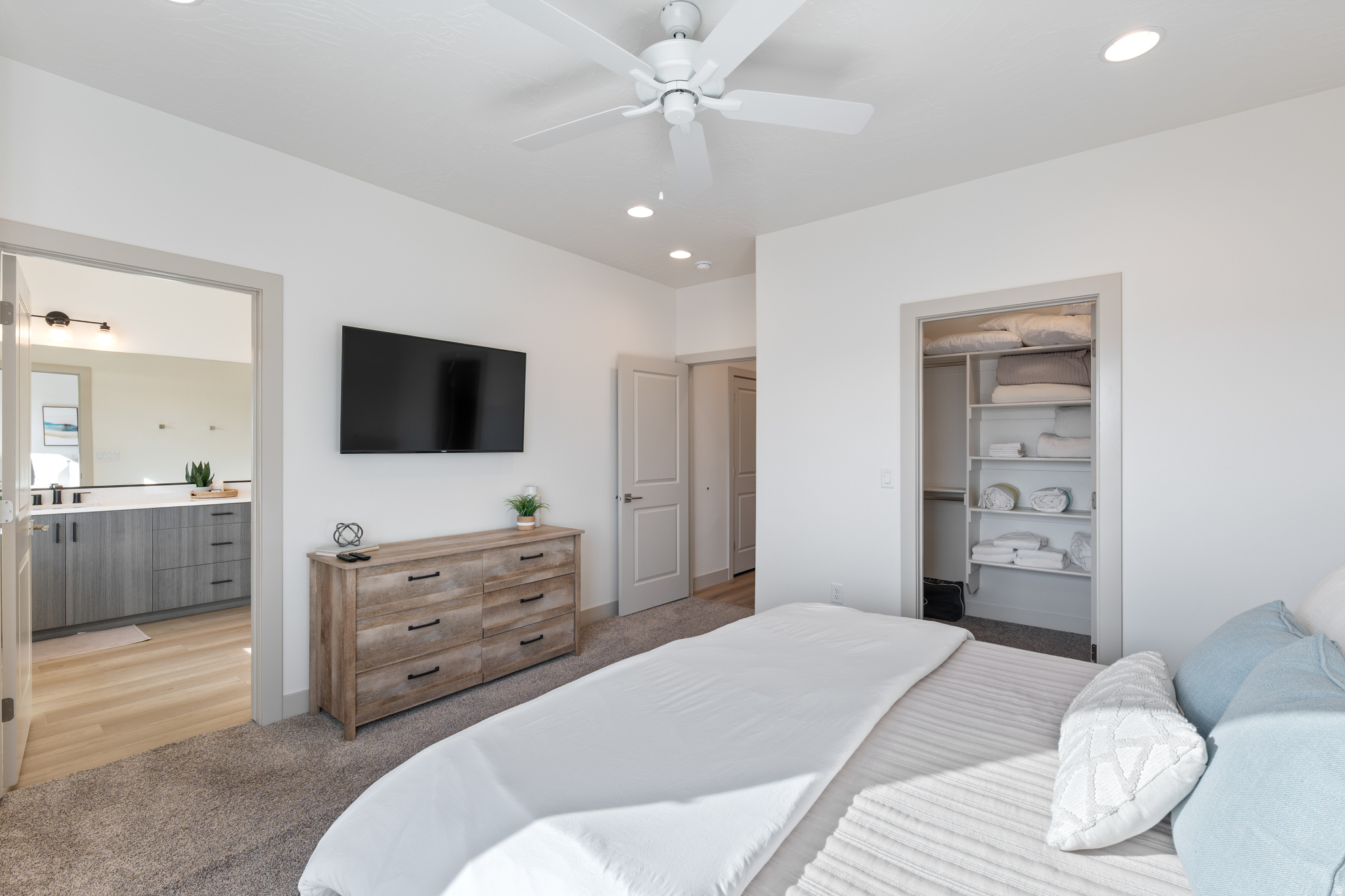 HERITAGE POINTE PH 1 - Residential