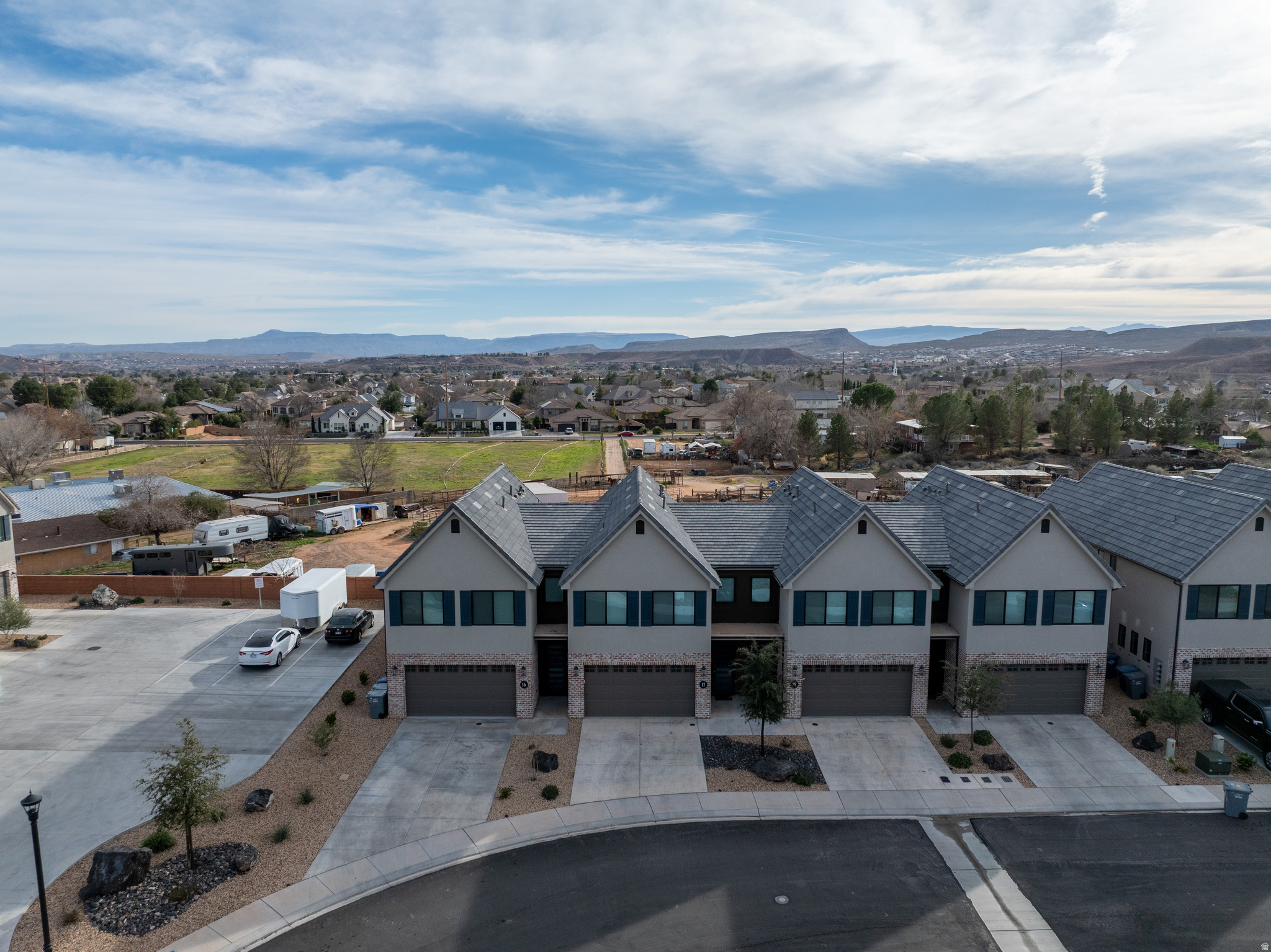 HERITAGE POINTE PH 1 - Residential