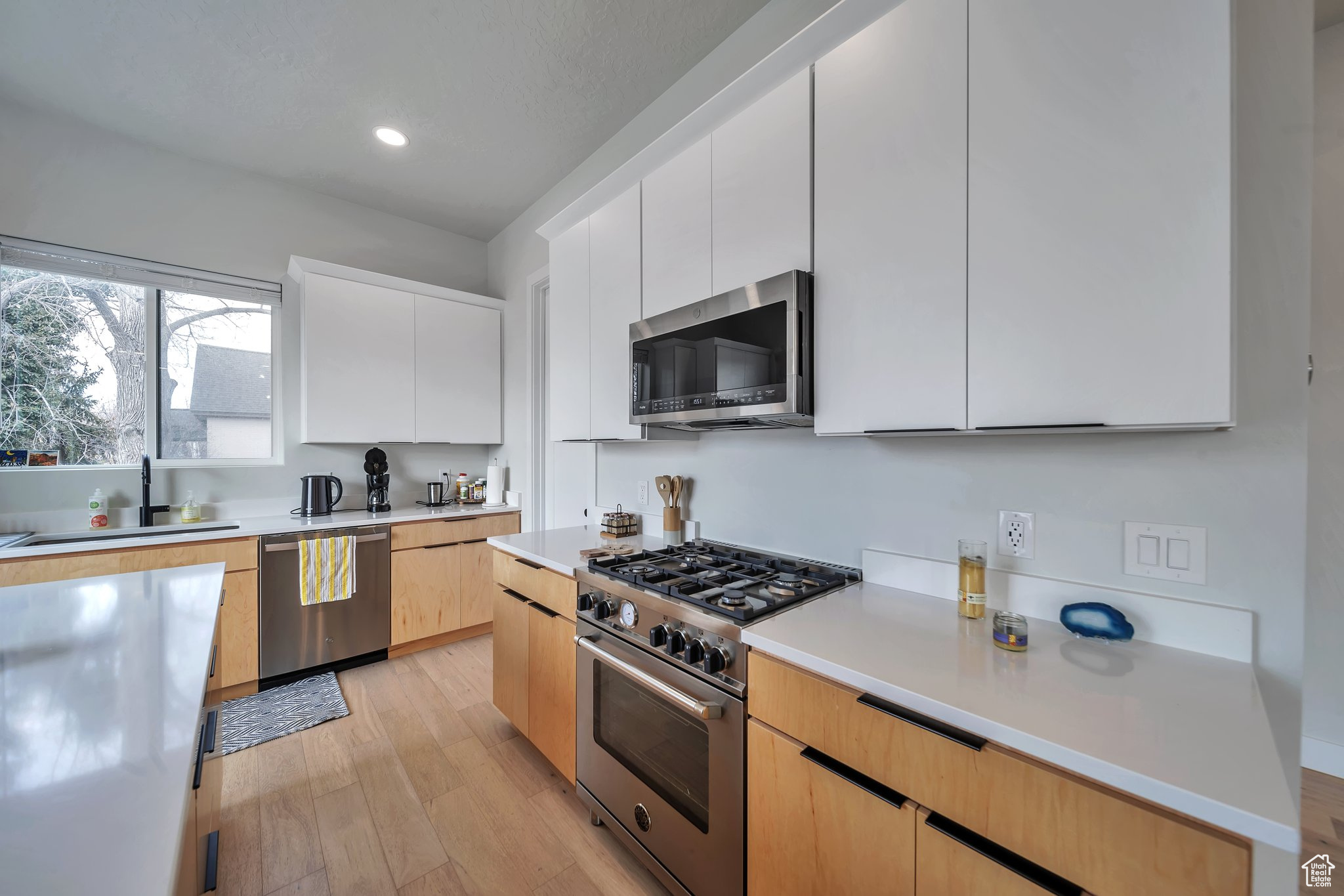 GEORGE TOWNHOMES - Residential