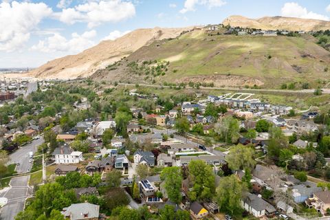 Tiny photo for 150 W 600 N, Salt Lake City, UT 84103 (MLS # 2153992)