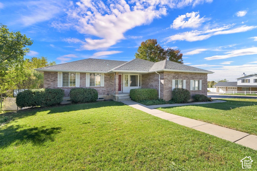 Photo of 1356 NICHOLLS RD, Fruit Heights, UT 84037 (MLS # 2189119)