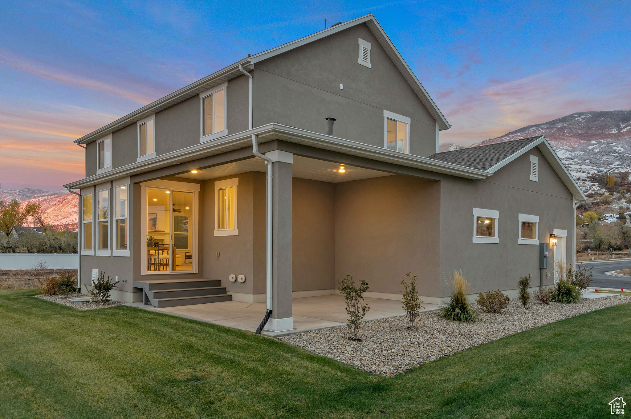 642 W Summerhill Ln, Centerville, Utah image 6